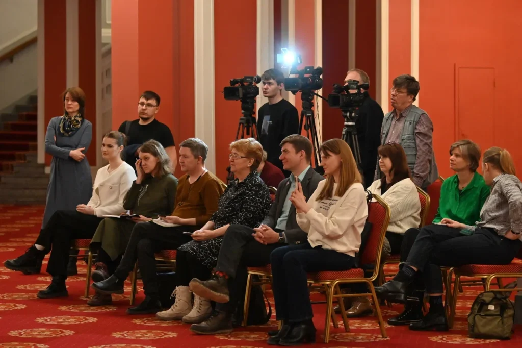 Гастроли МХАТа Горького проходят на сцене НОВАТа