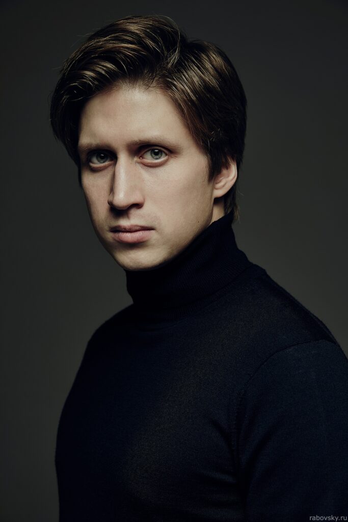 Дирижер Филипп Селиванов: «Нужно удивлять слушателей, превышать их ожидания и создавать новую реальность»