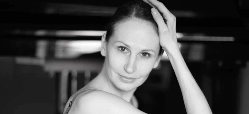 Анна Одинцова: как совместить сцену, звание Народного артиста и руководство училищем